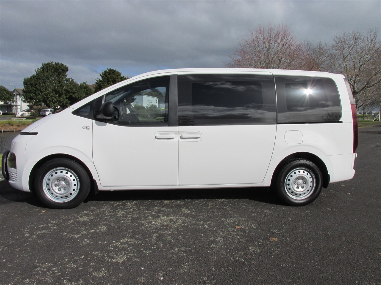 2022 Hyundai Staria